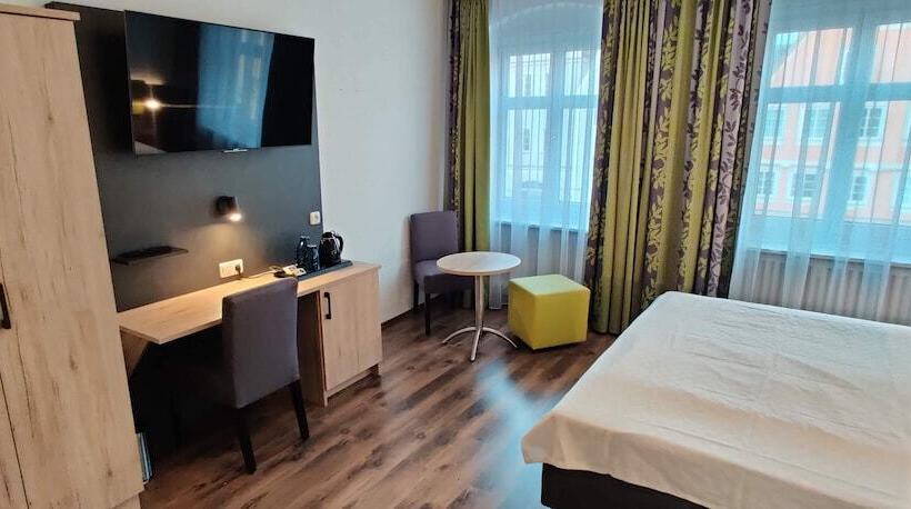 Family Suite, Goldene Traube