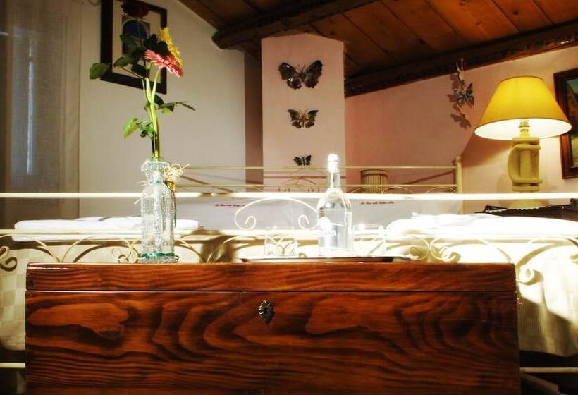 Номер Стандарт Трехместный, La Casa Sulla Collina D'oro