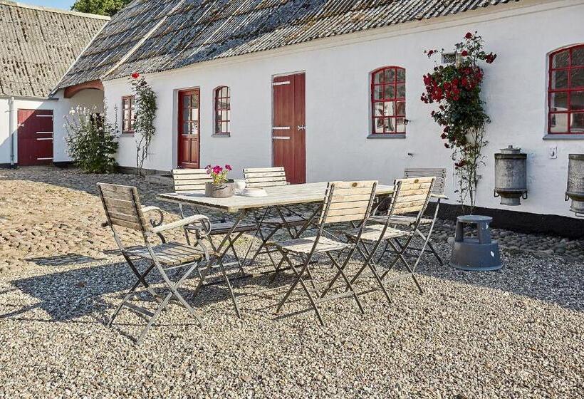 Апартаменты 1 Спальня, Bed And Breakfast åløkke