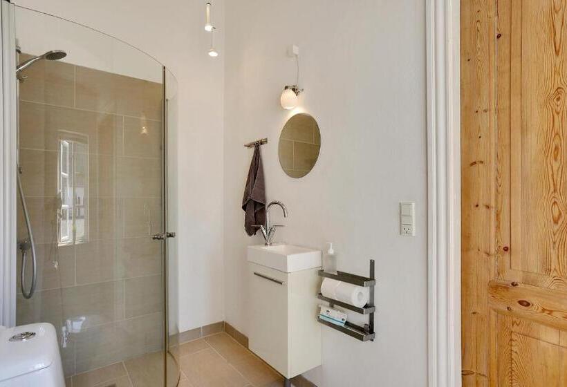 Апартаменты 1 Спальня, Bed And Breakfast åløkke