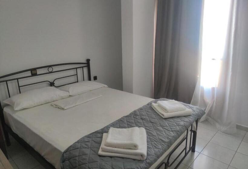 景色の見えるスタンダード４人部屋, Oscar Hotel Lefkada
