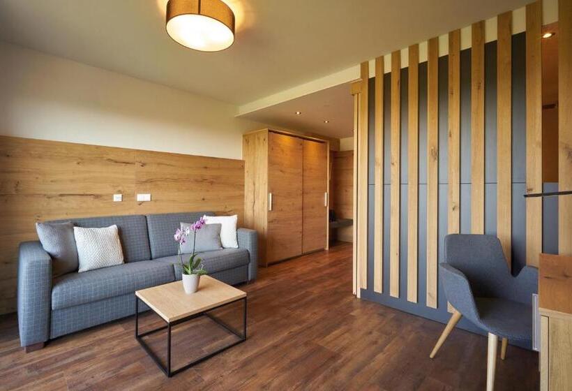 Escritório Estándar, Wellnesshotel Zum Koch