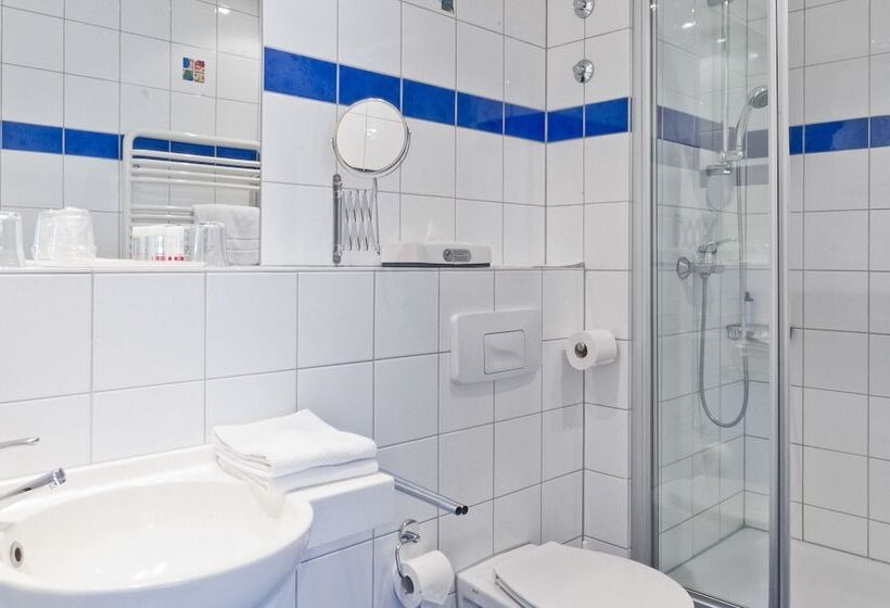 اتاق استاندارد سه نفره, Arthotel Ana Petite