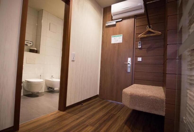 스위트, Seehotel Adler