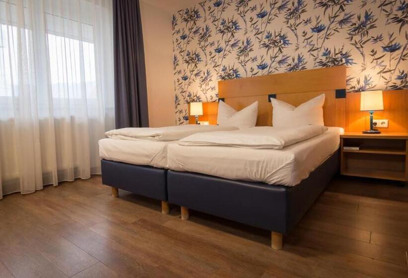스탠다드 룸 호수 전망, Seehotel Adler