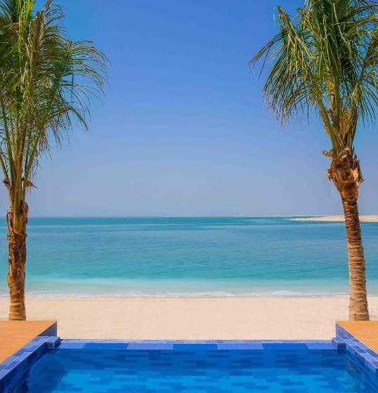 Вилла 2 Спальни, Anantara World Islands Dubai Resort