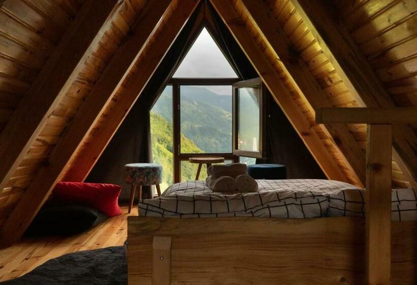 اتاق لوکس, Orca Bungalows