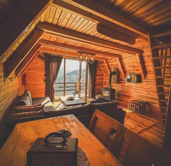 اتاق لوکس, Orca Bungalows