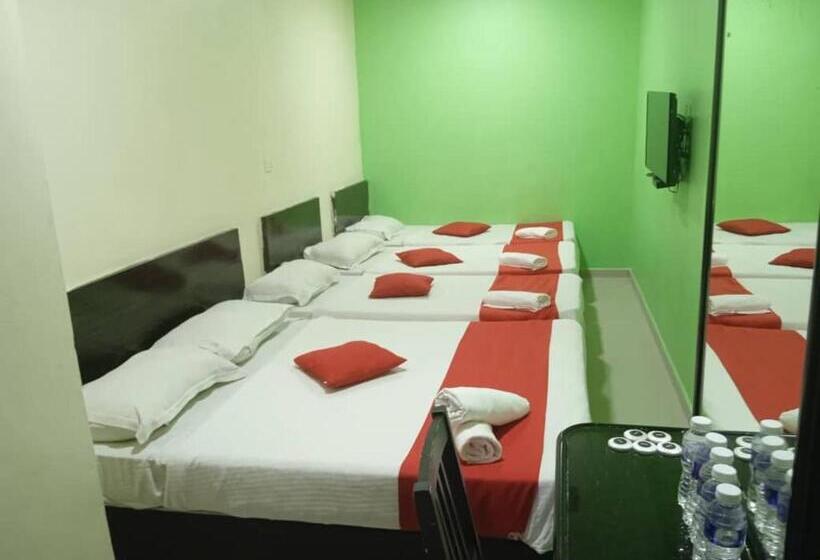Семейный Номер, Ezi Hotel Klang