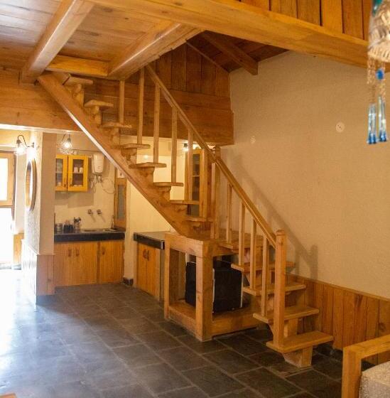 침실 2개 주택, Osho Himalayas Wellness Resort