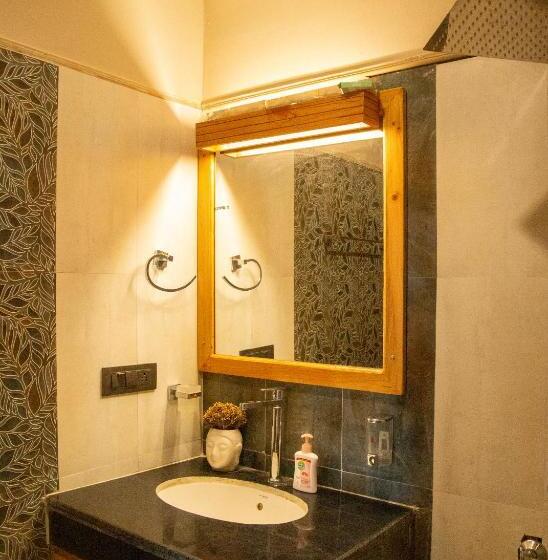 공동 객실, Osho Himalayas Wellness Resort