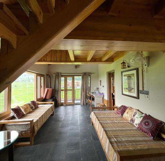 침실 2개 주택, Osho Himalayas Wellness Resort