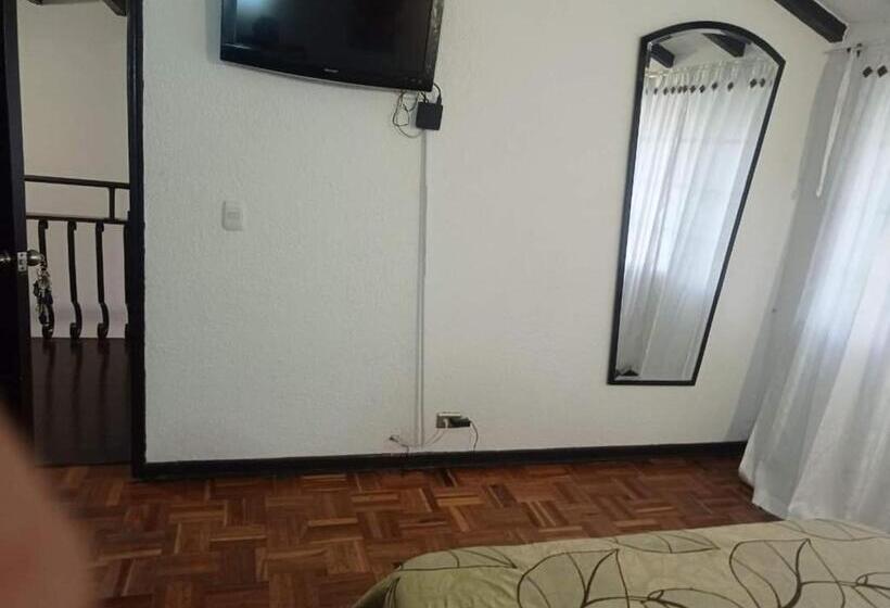اتاق استاندارد با بالکن, Bogotá Calle 100