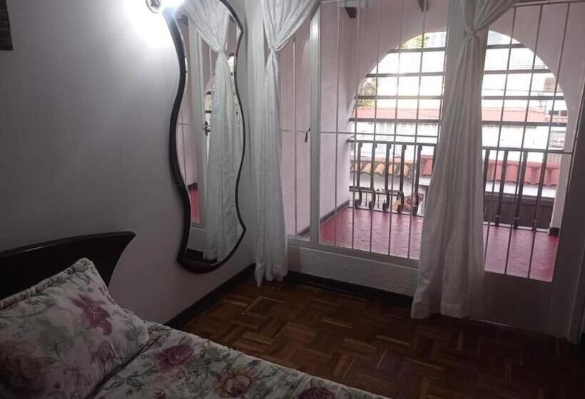 اتاق استاندارد با بالکن, Bogotá Calle 100