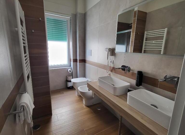 اتاق استاندارد با بالکن, B&b Salerno Urban Suite 57
