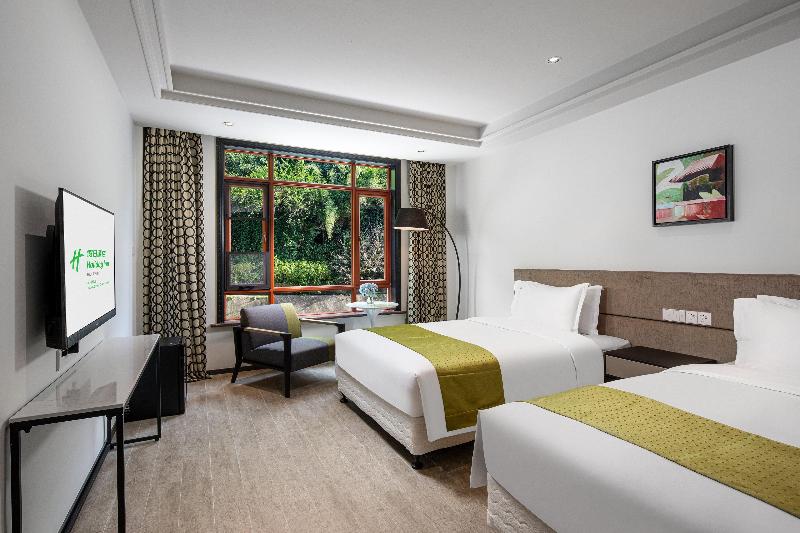 Люкс 2 Спальни, Holiday Inn Hangzhou Chaoshan, An Ihg