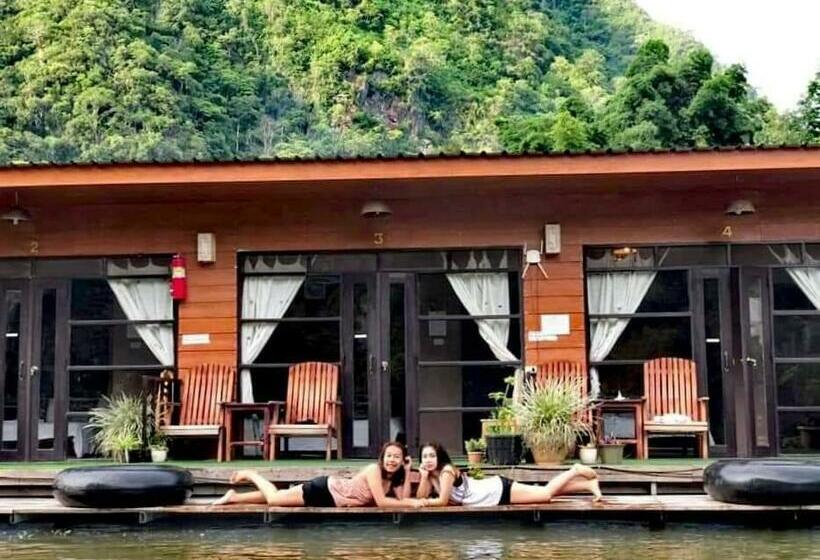 Номер Стандарт, Ou River House