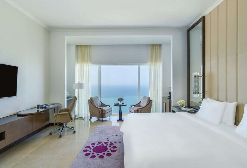 Номер Deluxe Вид на Море, Rixos Marina Abu Dhabi