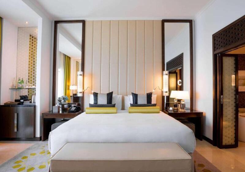 Номер Superior Вид на Море, Rixos Marina Abu Dhabi