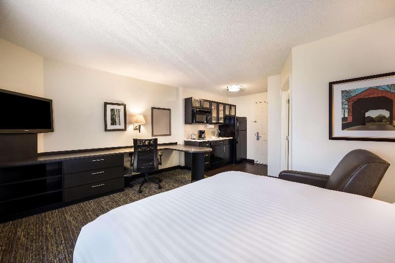 Люкс Deluxe Кровать Кинг, Americinn By Wyndham Newton