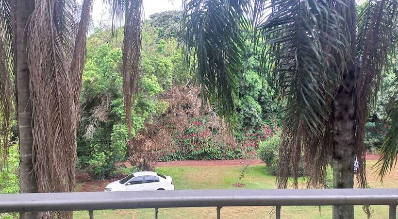 اتاق استاندارد سه نفره, Canzi Cataratas