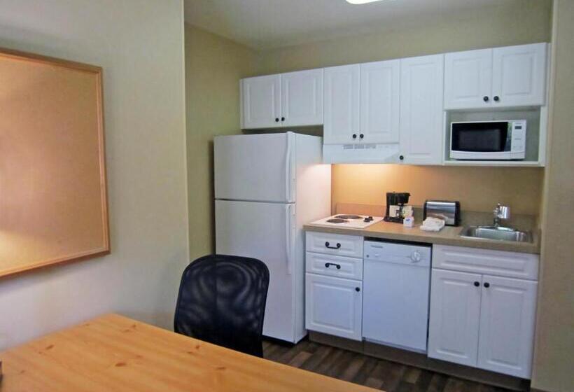 Студия Deluxe, Extended Stay America Suites  Boston  Westborough  Computer Dr