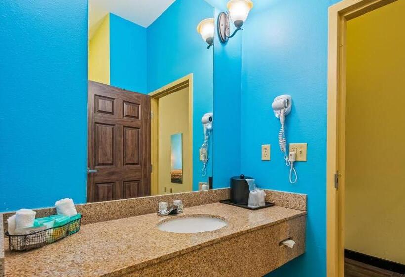 Номер Superior Кровать Куин, Magnuson Hotel Wildwood Inn Crawfordville