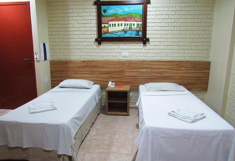 스탠다드 트리플 룸, Rede Andrade Goiania Centro