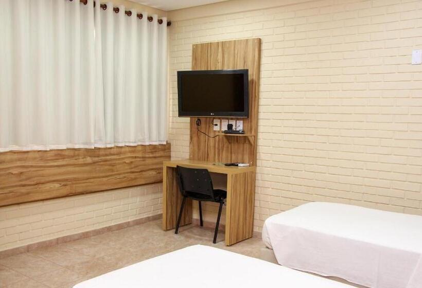 스탠다드 트리플 룸, Rede Andrade Goiania Centro