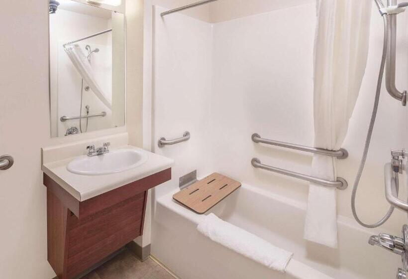 Люкс Адаптированный для Инвалидов, Woodspring Suites Louisville Clarksville