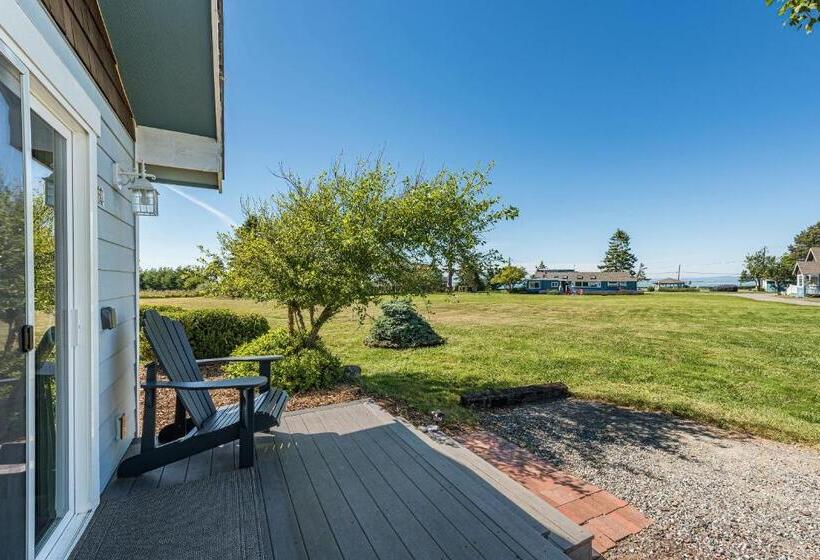 스탠다드 룸 킹사이즈 침대, Juan De Fuca Cottages