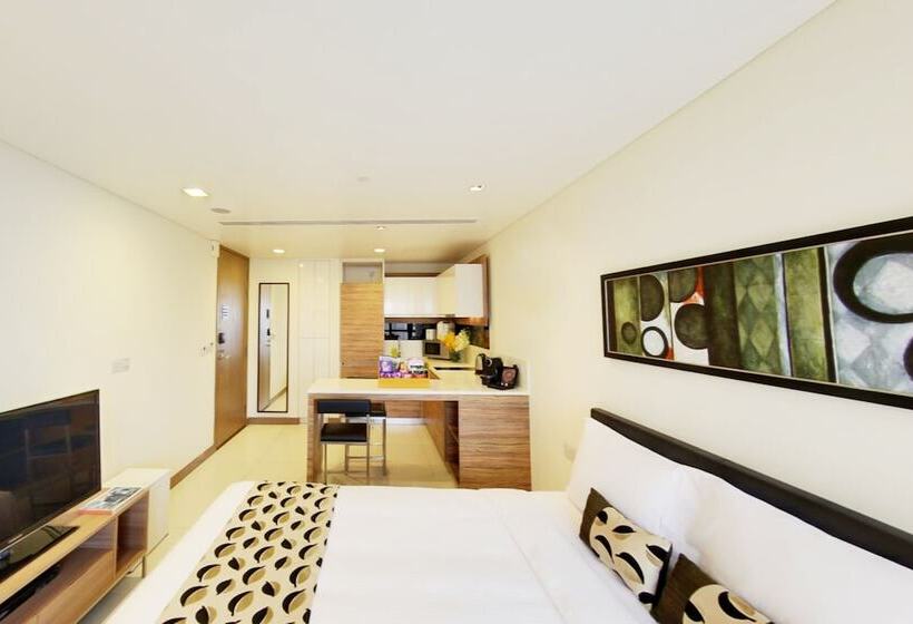 استودیو اجرایی, Novotel Living Singapore Orchard