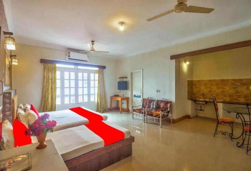 Трехместный Номер Deluxe, Staymaker 7th Heaven Holiday Resort