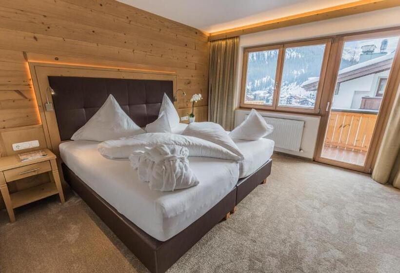 Люкс 2 Спальни, Plattenhof
