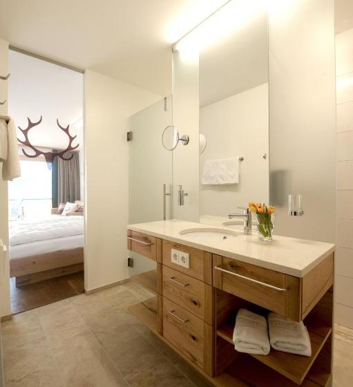 Номер Deluxe, St Hubertus Bnb