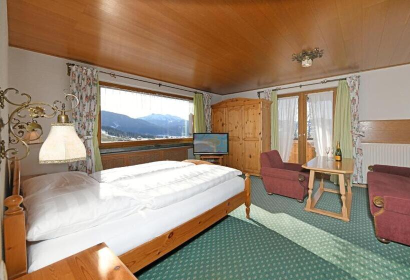 Номер Стандарт с Балконом, St Hubertus Bnb