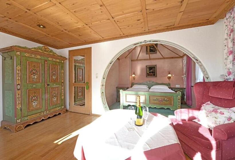 Номер Стандарт с Балконом, St Hubertus Bnb