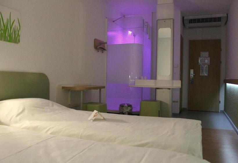 스탠다드 룸 더블 침대, Ibis Budget Wien Messe