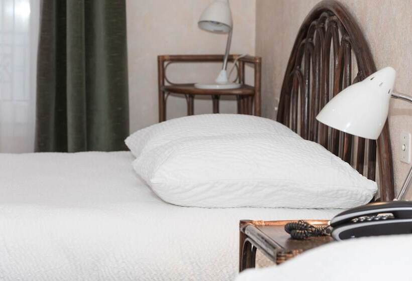 Номер Стандарт, Cit Hotel Aéro