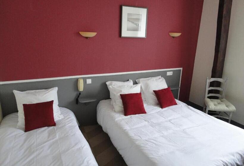 Номер Стандарт Трехместный, Hôtel Ambroise