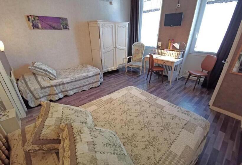 Номер Стандарт Трехместный, Select