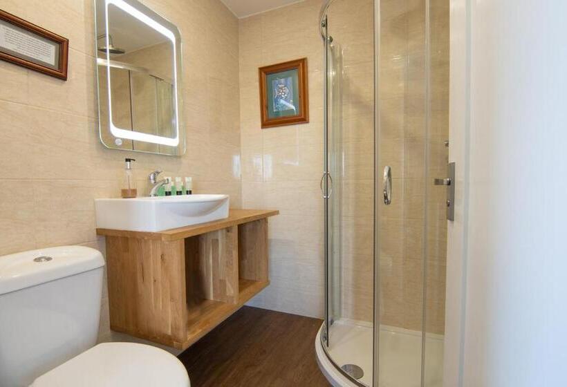 Quarto Familiar, Millstone Country Inn