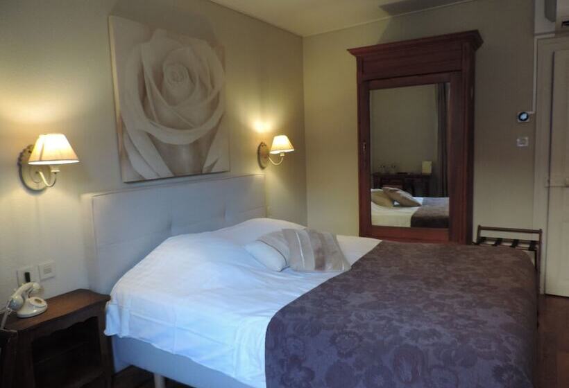 Номер Комфорт, The Originals Boutique, Hôtel De La Balance, Montbéliard