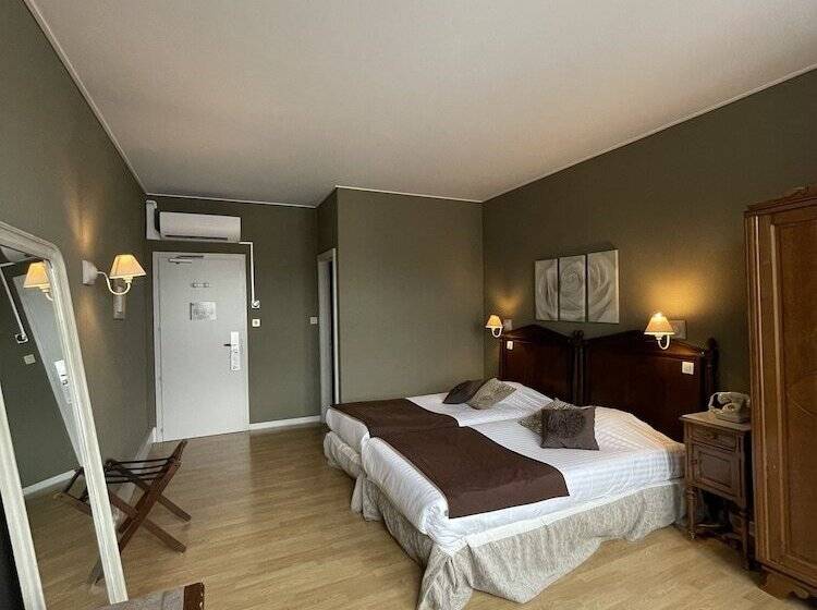 Номер Superior, The Originals Boutique, Hôtel De La Balance, Montbéliard