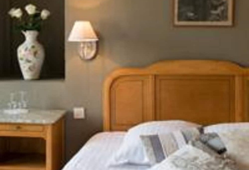 Номер Стандарт, The Originals Boutique, Hôtel De La Balance, Montbéliard