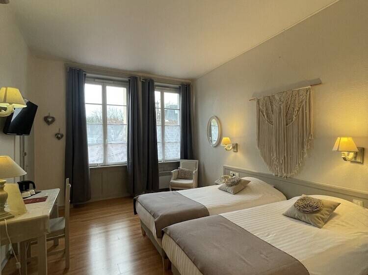 Номер Superior, The Originals Boutique, Hôtel De La Balance, Montbéliard