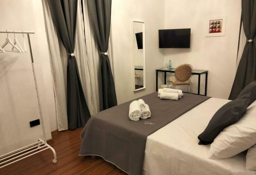 Номер Стандарт, Frizzo House
