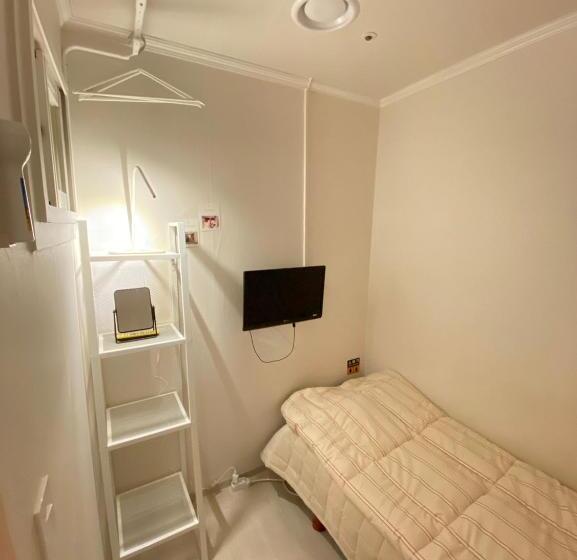 غرفة قياسية فردية, The Stay Cube House   Female Only