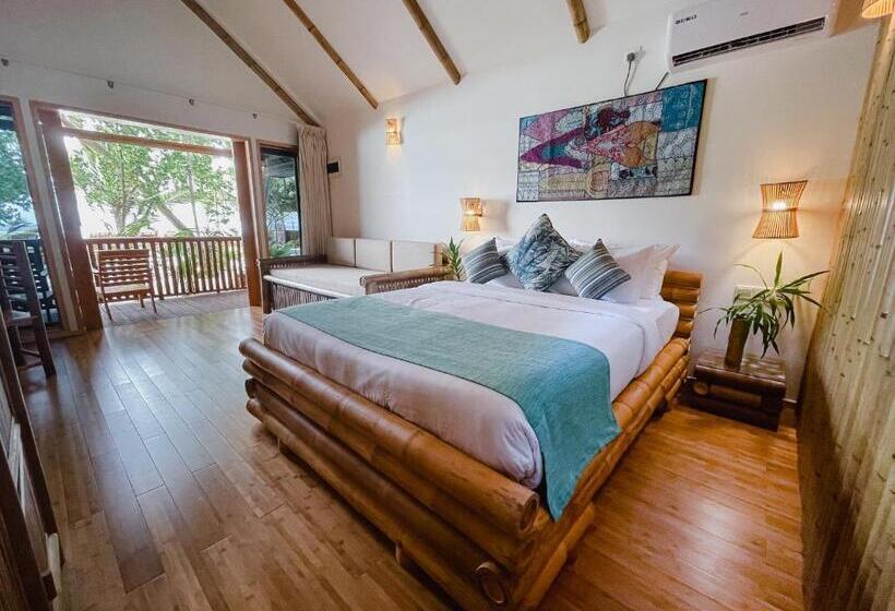 سوییت جونیور با چشم‌انداز دریا, Ecoboo Maldives