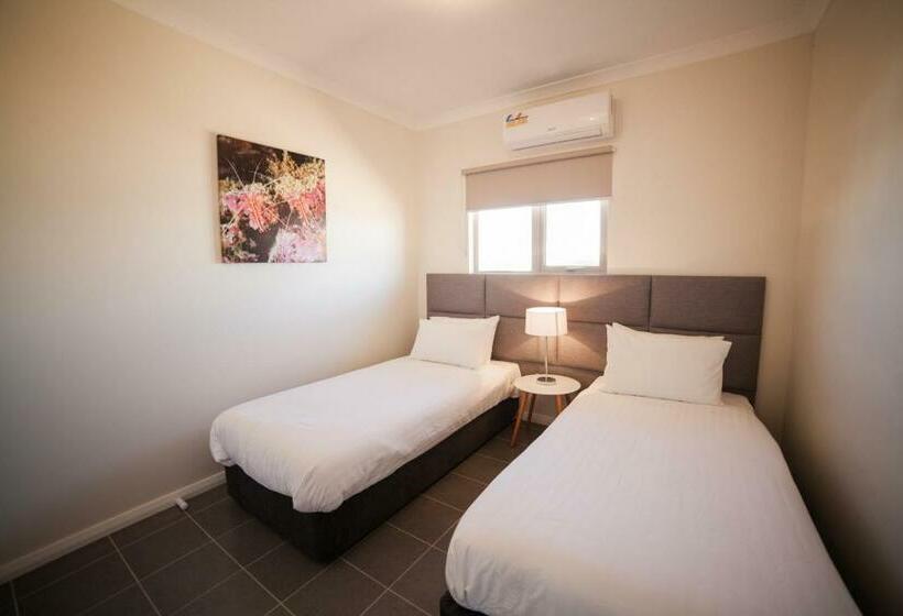Апартаменты 2 Спальни, Exmouth Escape Resort